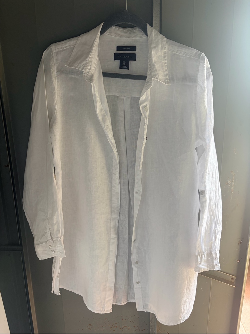 Tahari White Women's Button-Down Linen-Blend Shirt